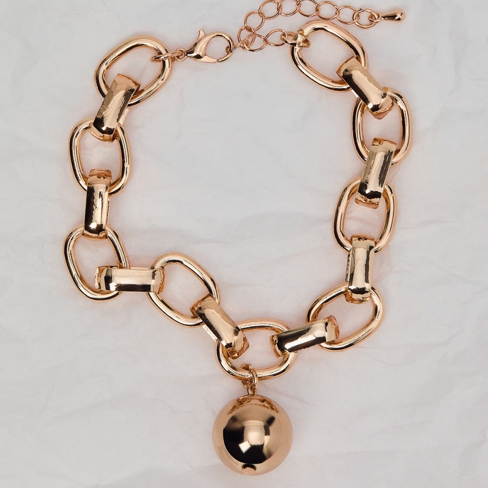 🧸H&M○ball bracelet